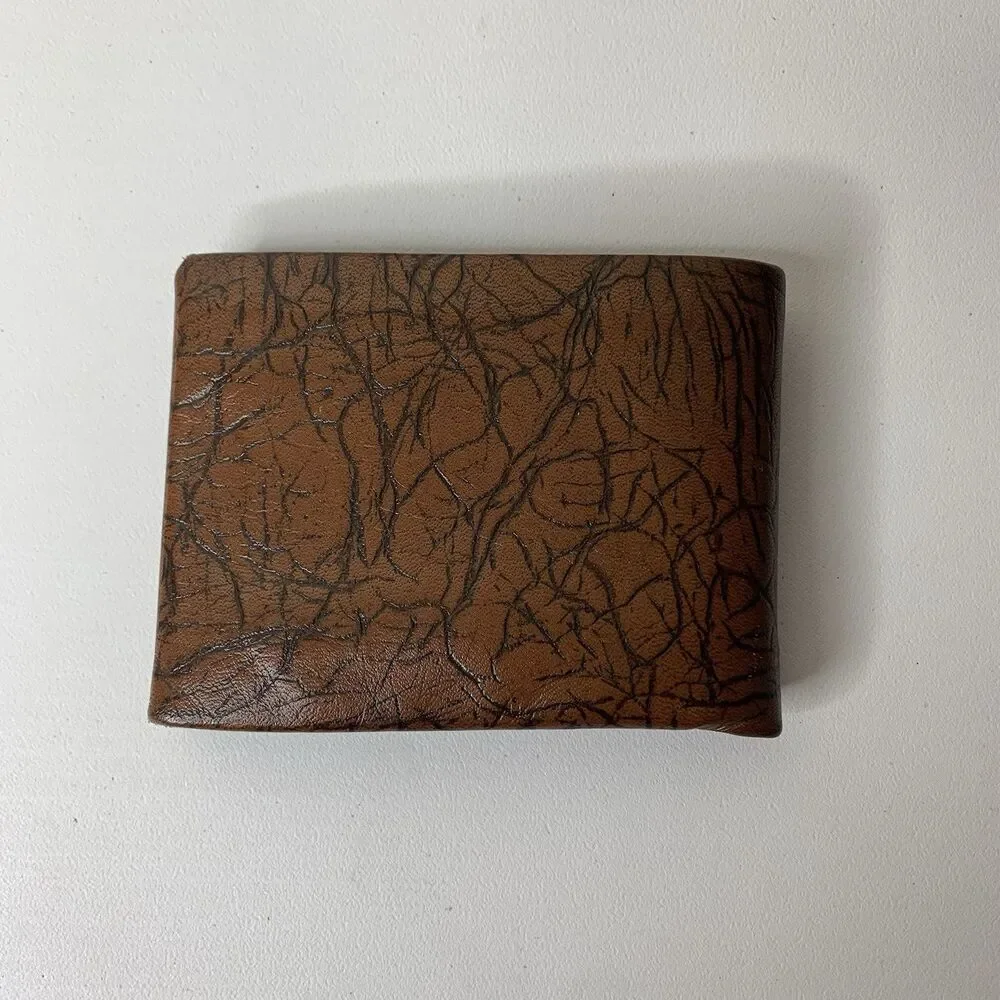Meeker Gaucho Cowhide Leather Brown Leather Card Holder Wallet Fold